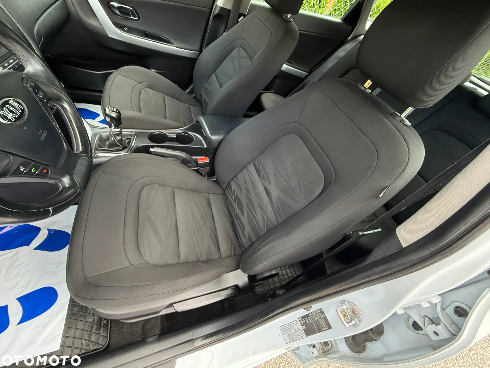 Kia Ceed 1.4 S - 12