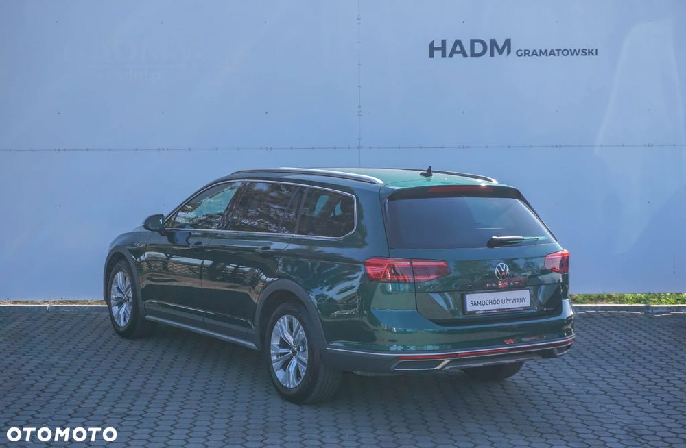 Volkswagen Passat - 5