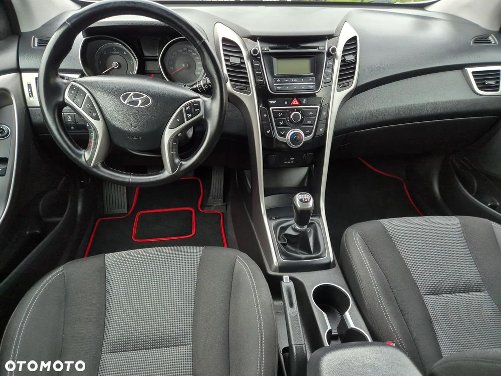 Hyundai i30 blue 1.6 CRDi Classic - 22