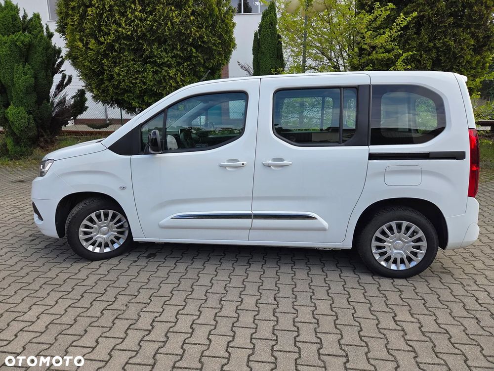 Toyota Proace City Verso 1.2 D-4T Business - 8