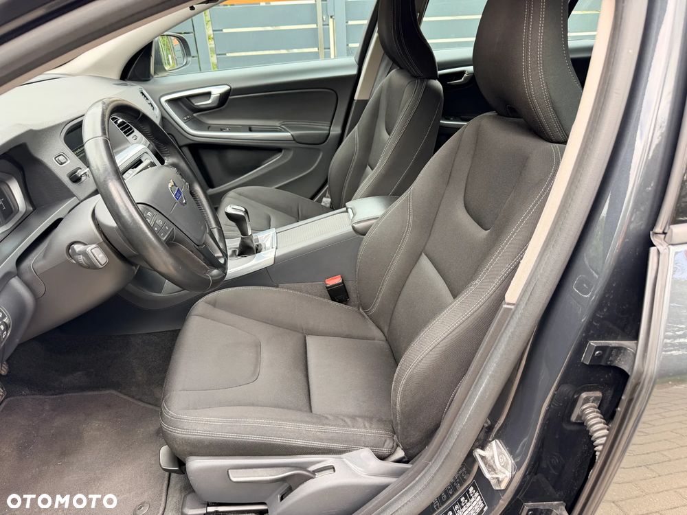 Volvo V60 D2 Drive-E Kinetic - 8