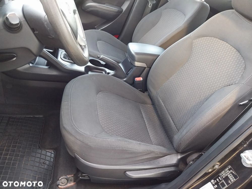 Hyundai ix35 1.6 GDI Classic 2WD - 13