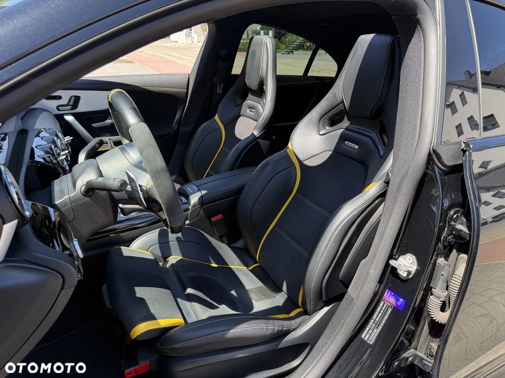 Mercedes-Benz CLA - 10