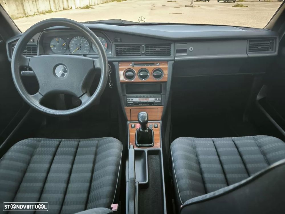 Mercedes-Benz W201 (1982-1993) 190 E 1.8 - 6