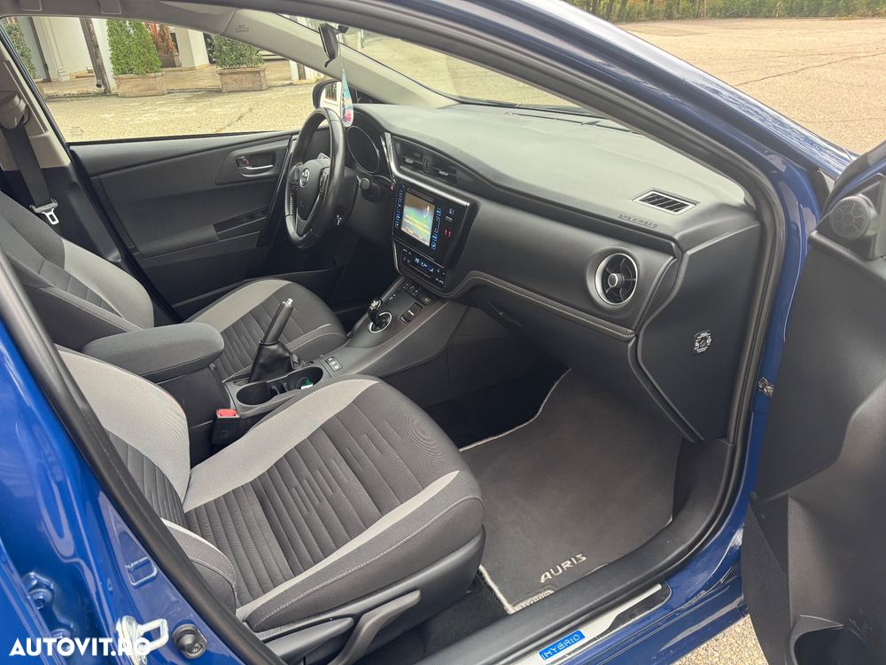 Toyota Auris 1.8 L VVT-i Sol+ - 16