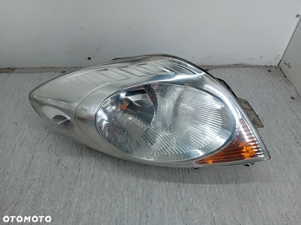 LAMPA PRZÓD PRAWA NISSAN NOTE I - 8
