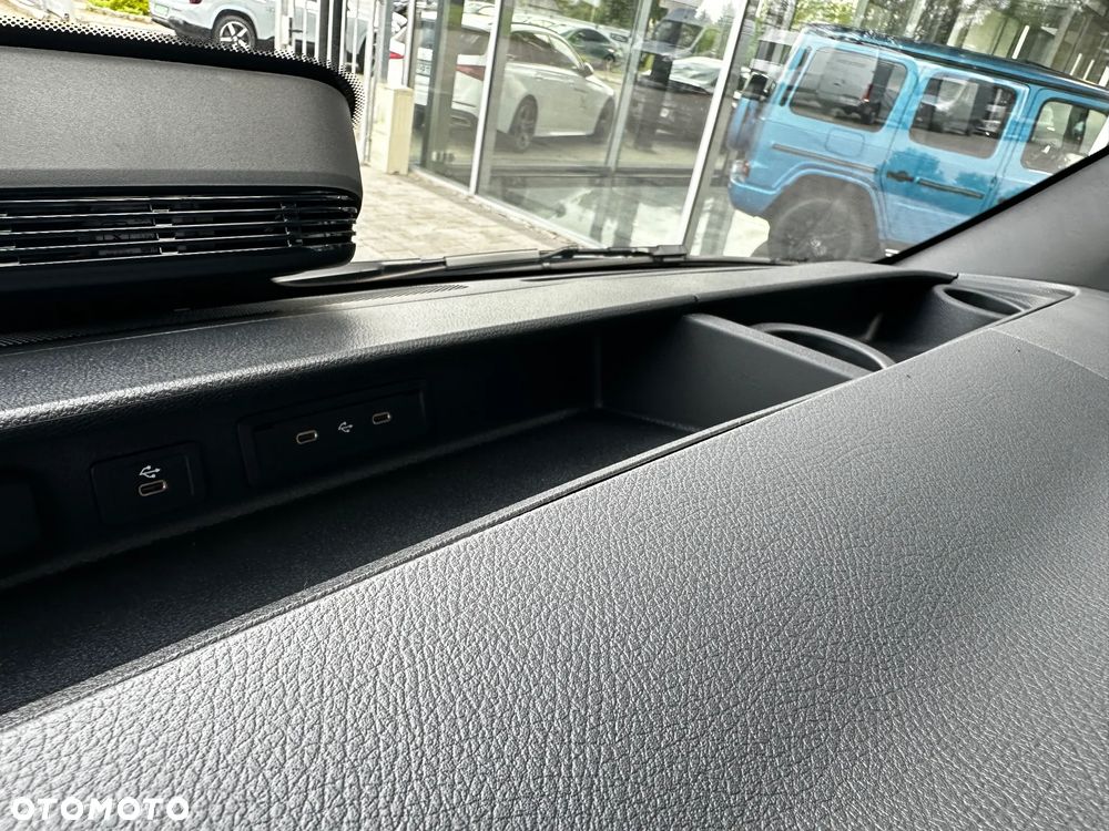 Mercedes-Benz Sprinter - 17