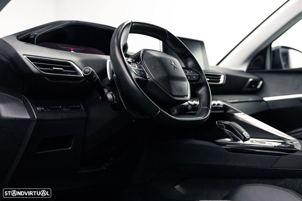 Peugeot 5008 1.5 BlueHDi Allure EAT8 - 24