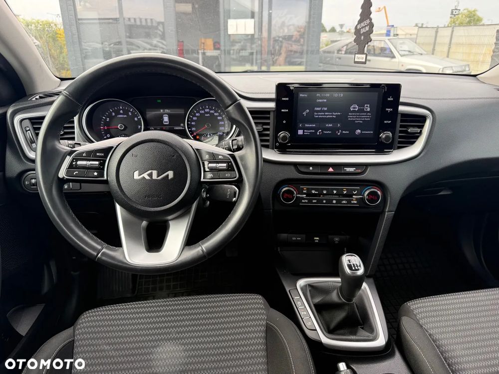 Kia Ceed 1.5 T-GDI M - 7