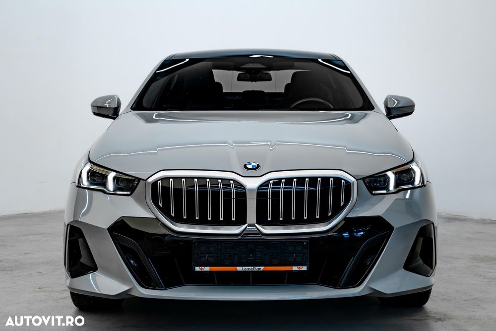 BMW Seria 5 520i AT MHEV - 2