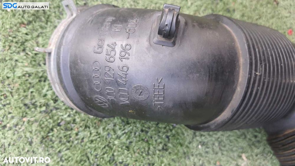 Conducta Racord Tub Tubulatura Admisie Aer Volkswagen Golf 5 Plus 2004 - 2008 Cod 3C0129654M [C1477] - 2