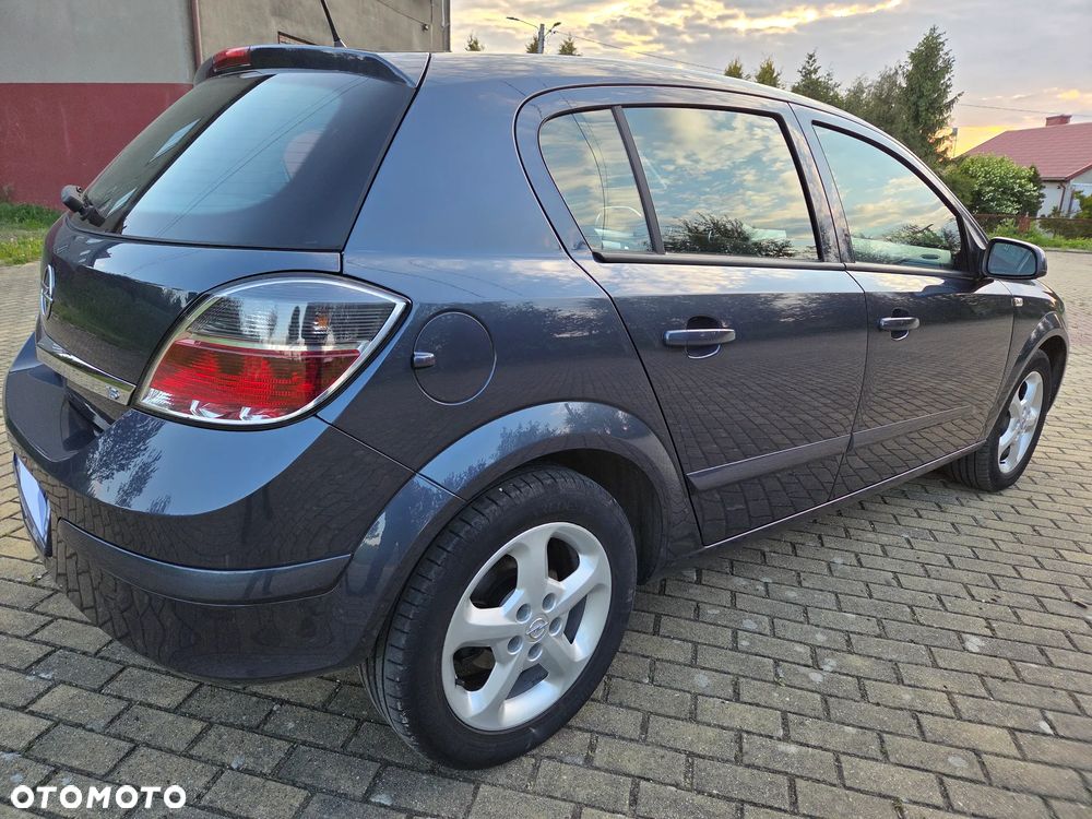 Opel Astra 1.6 Selection - 8