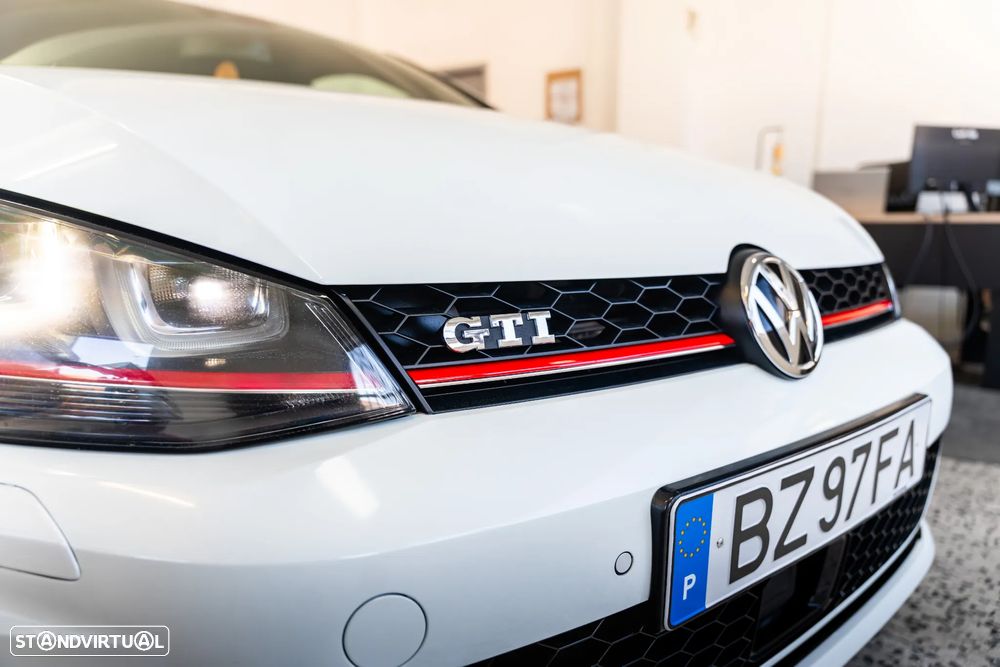 VW Golf GTI Performance BlueMotion DSG - 51
