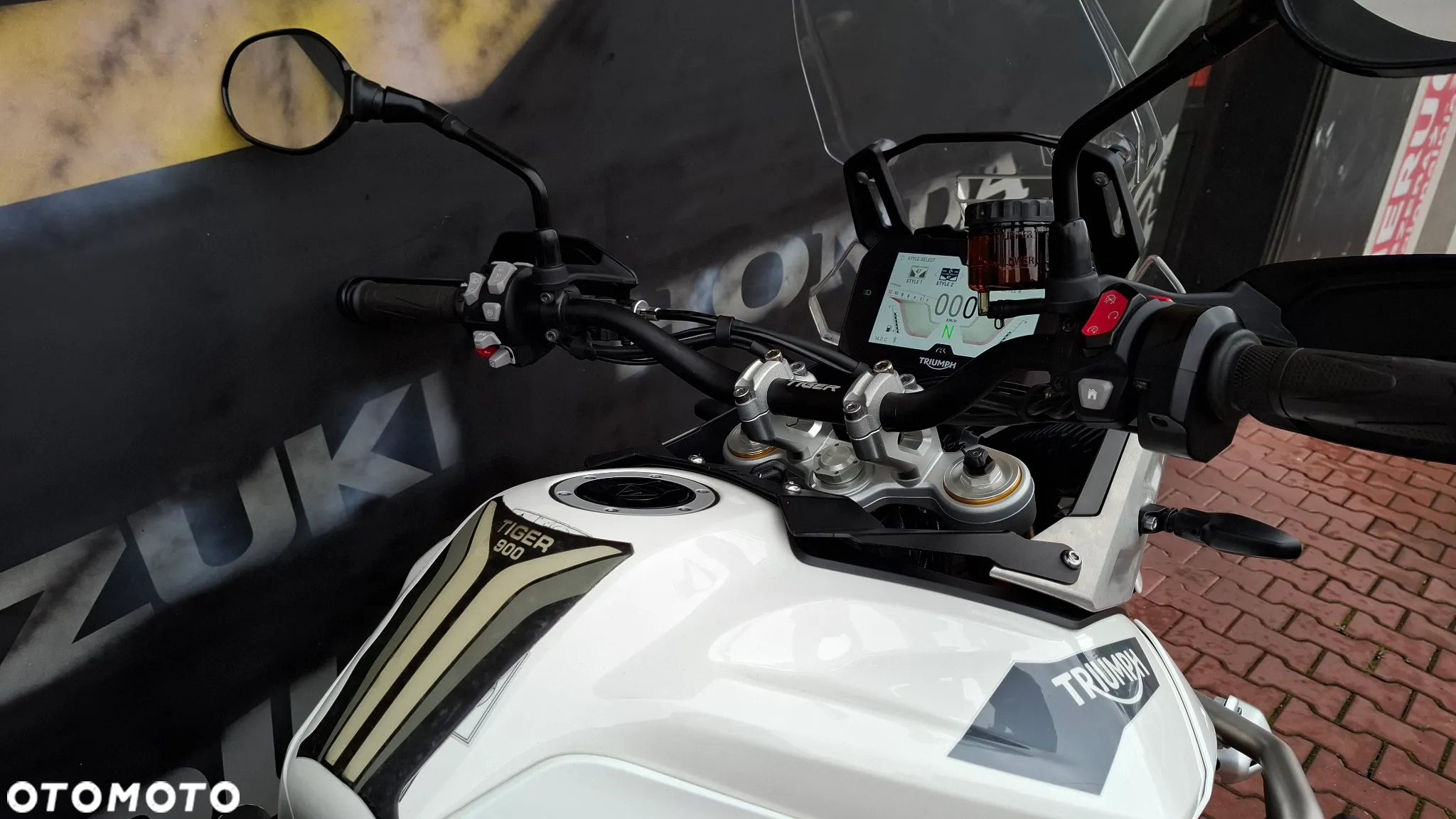Triumph Tiger - 20