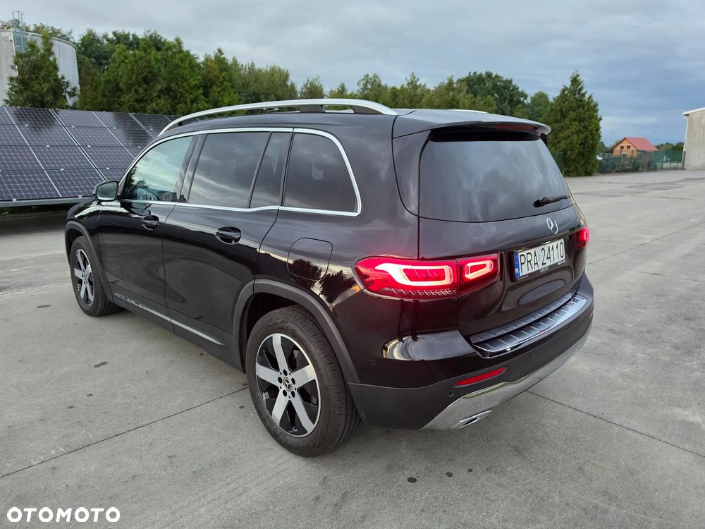 Mercedes-Benz GLB - 8