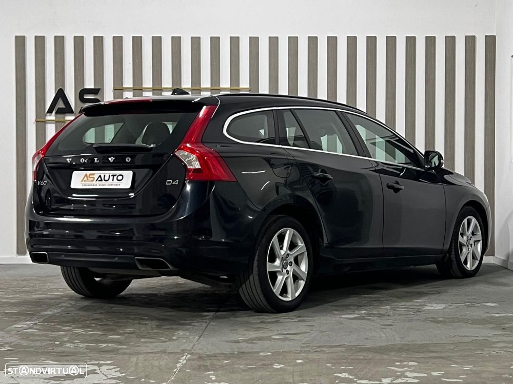 Volvo V60 2.0 D4 Summum Eco - 10