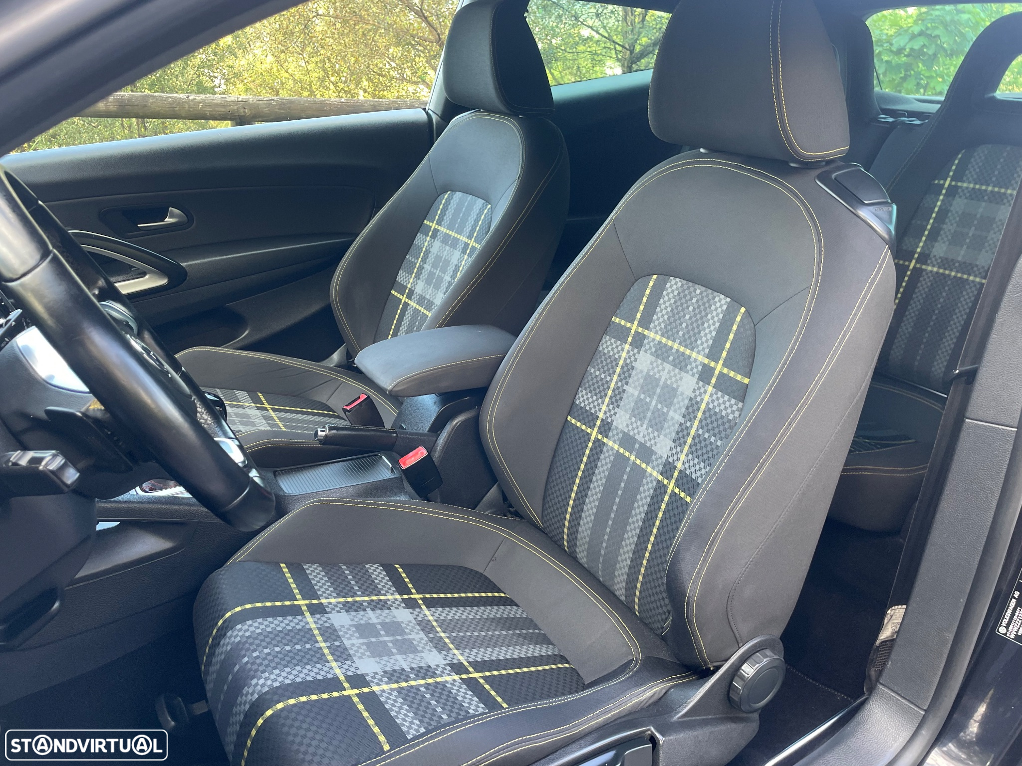 VW Scirocco 2.0 TDI Blue Motion Technologie DSG Club - 38
