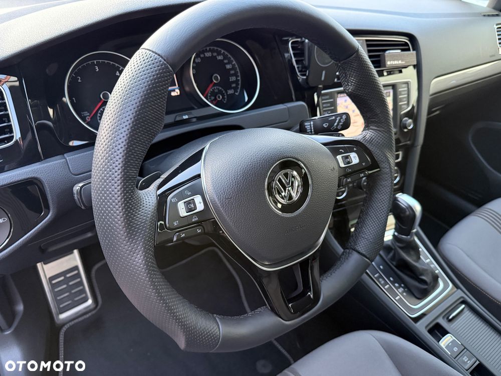 Volkswagen Golf 2.0 TDI BlueMotion Technology DSG Allstar - 20