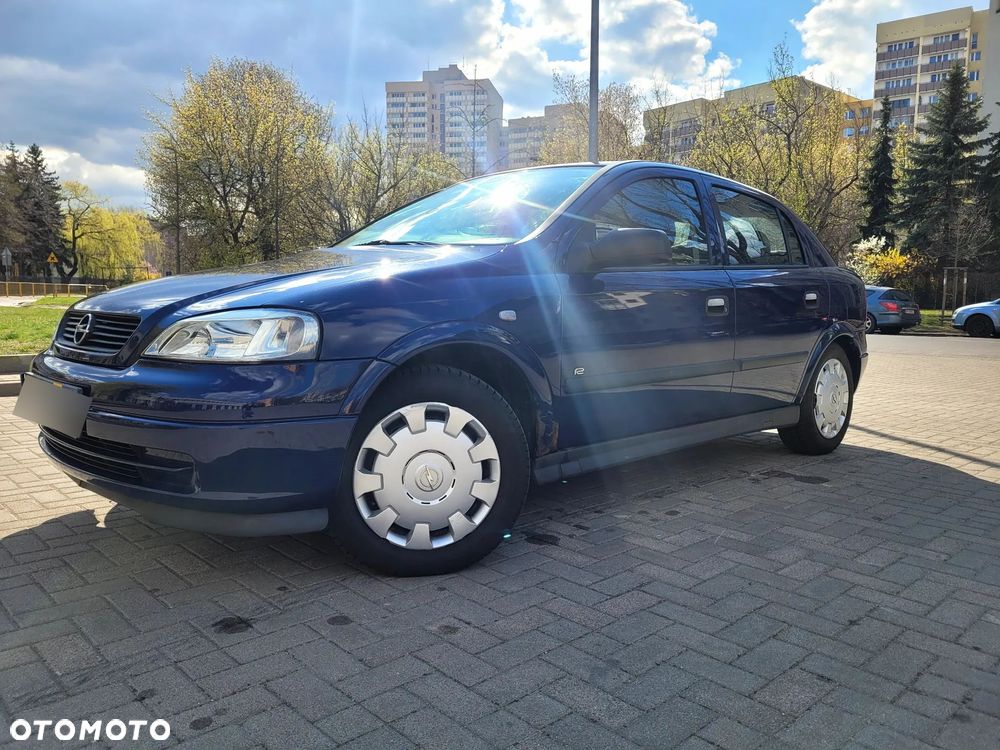 Opel Astra - 10