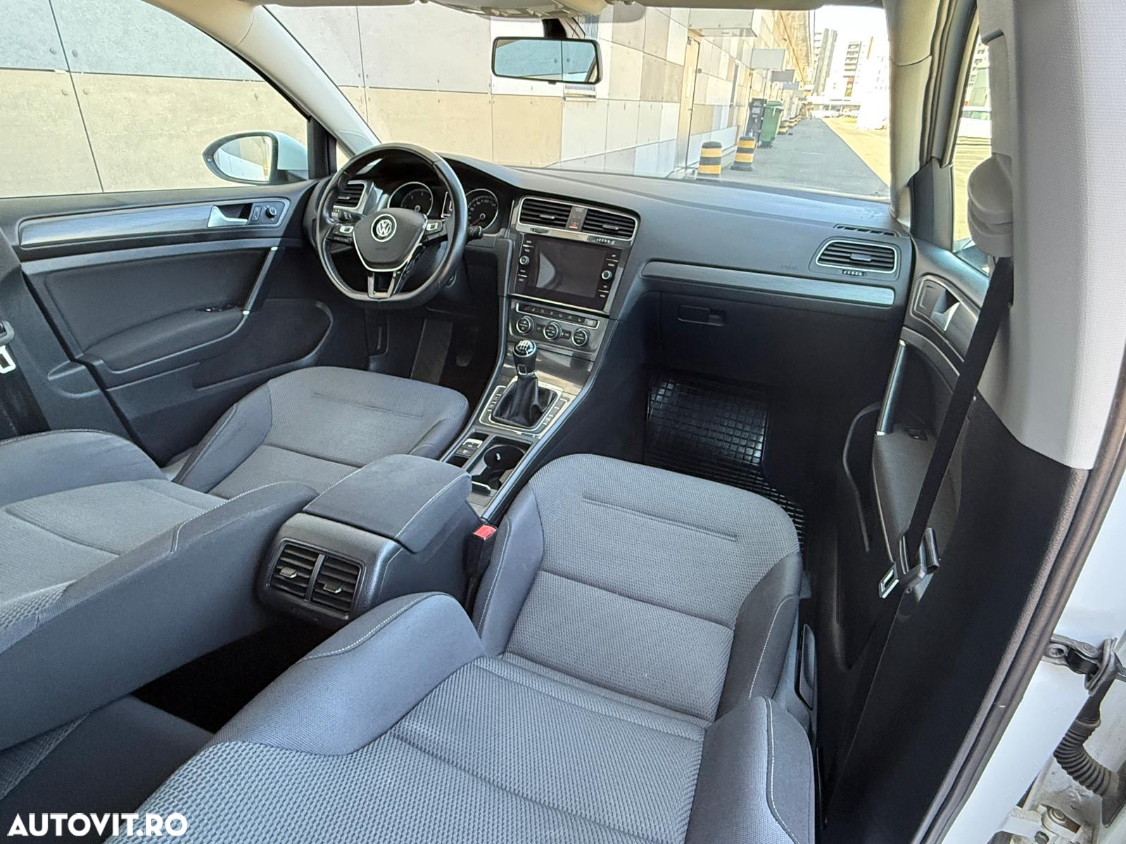 Volkswagen Golf 2.0 BlueTDI 4Motion Comfortline - 8