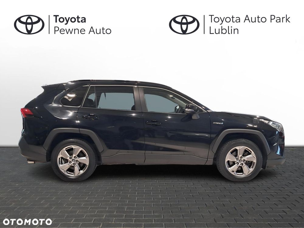 Toyota RAV4 - 6
