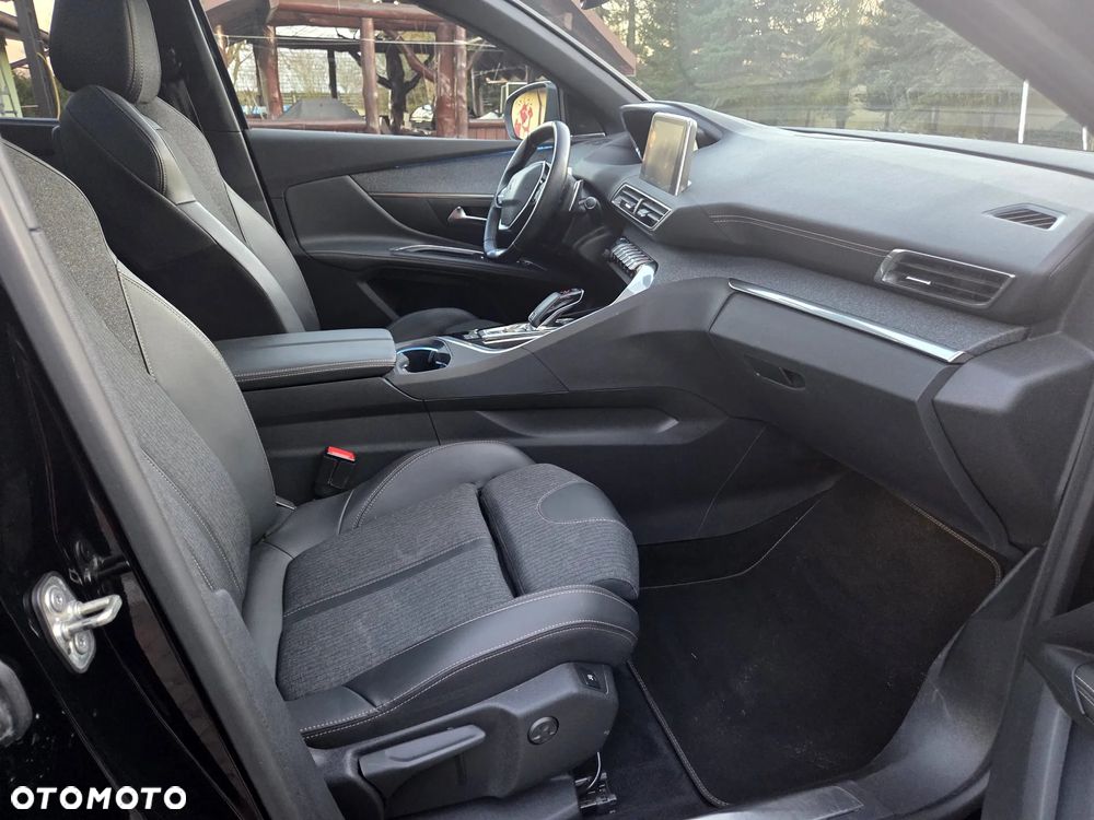 Peugeot 5008 1.5 BlueHDi GT Pack S&S EAT8 - 22