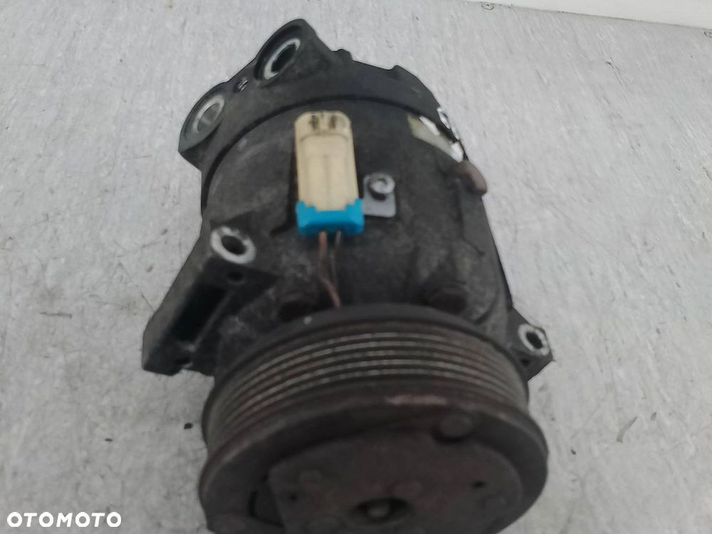 POMPA, SPRĘŻARKA KLIMATYZACJI OPEL VECTRA C 1.9 CDTI - 2