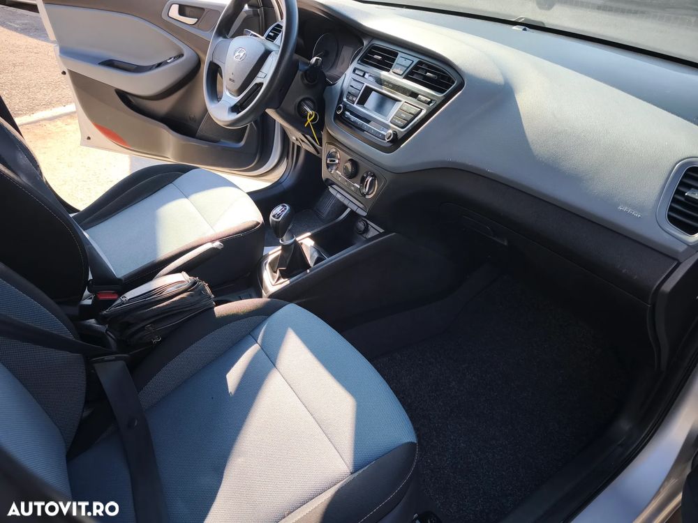Hyundai i20 1.4 CRDI Active YES! Plus - 9
