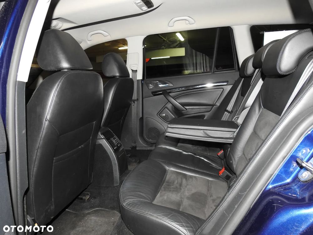 Skoda Octavia 2.0 TDI DPF 4x4 Laurin & Klement - 36