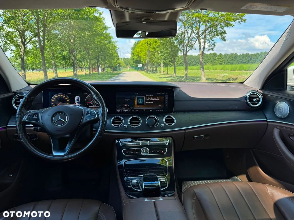 Mercedes-Benz Klasa E 350 d 9G-TRONIC AMG Line - 16