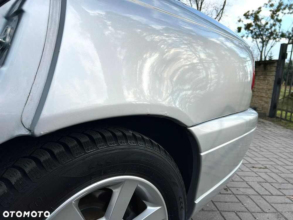 Opel Omega 2.2 Elegance - 17