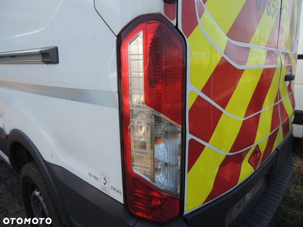 Lampa tył lewa Ford Transit MK8 '16 H3L3