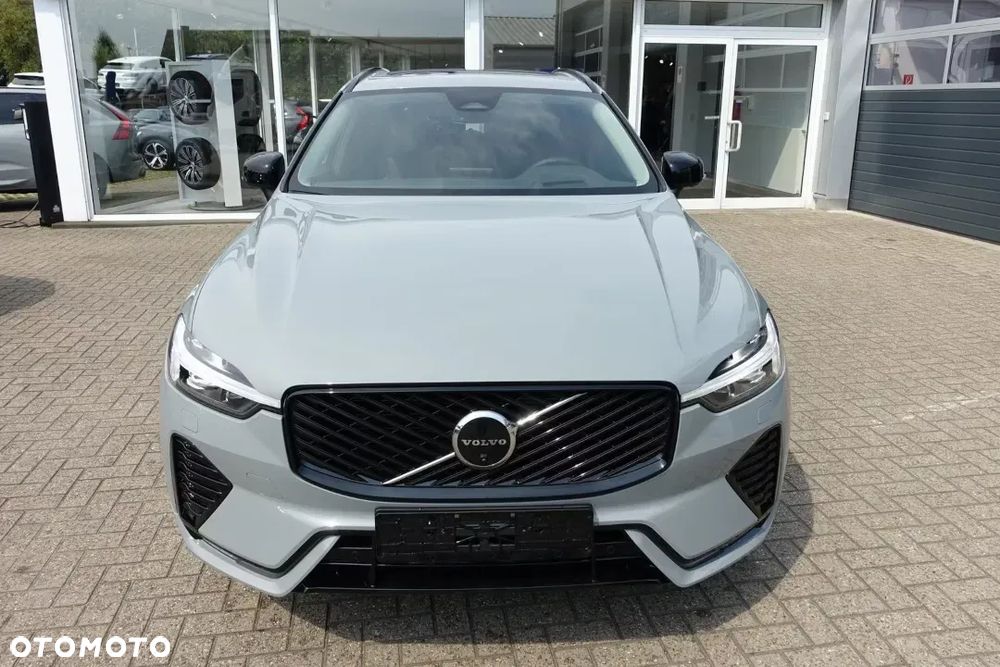 Volvo XC 60 B5 B AWD Core - 2