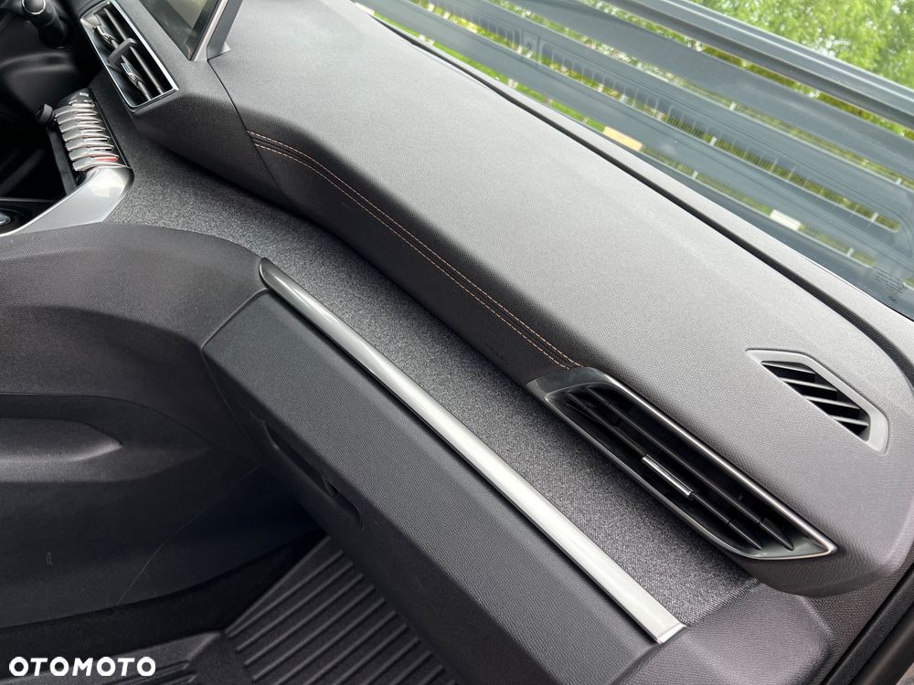 Peugeot 5008 1.6 THP Crossway S&S EAT6 - 31