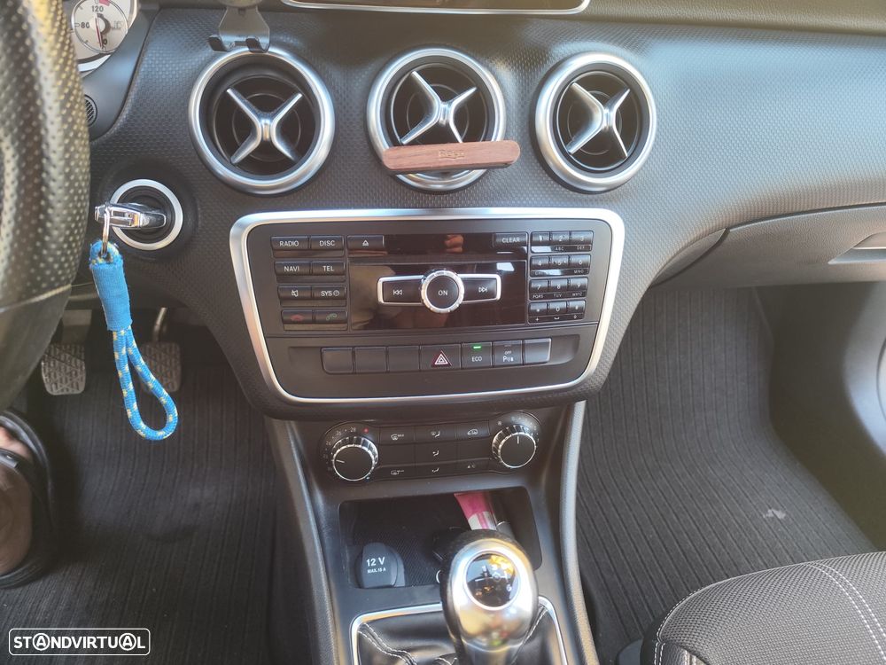 Mercedes-Benz A 200 CDI BE Urban - 8