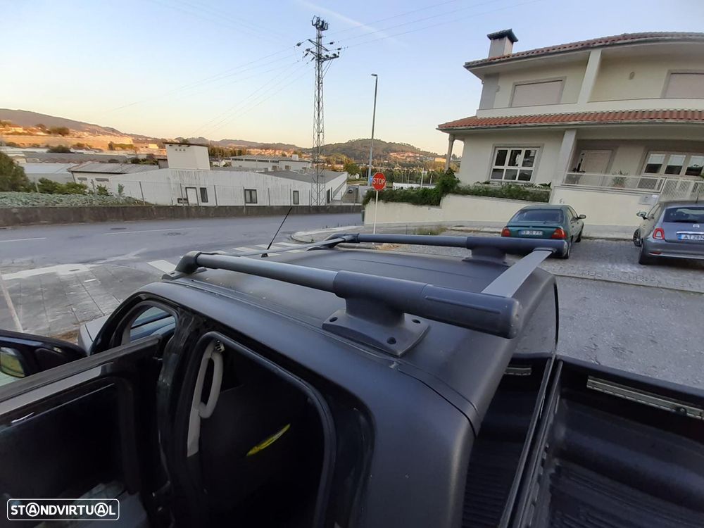Nissan Navara 2.5 dCi CD LE - 10