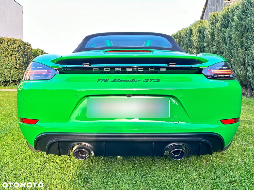 Porsche 718 Spyder - 22