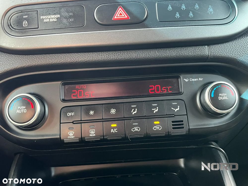 Kia Carens 1.6 GDI L - 25