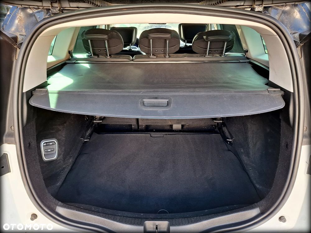 Renault Scenic 1.3 TCe FAP Bose EDC - 40
