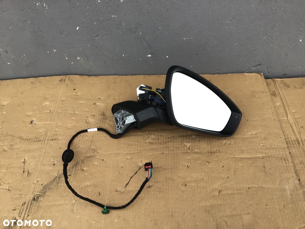 Lusterko prawe VW iD4 9 pinów - 1