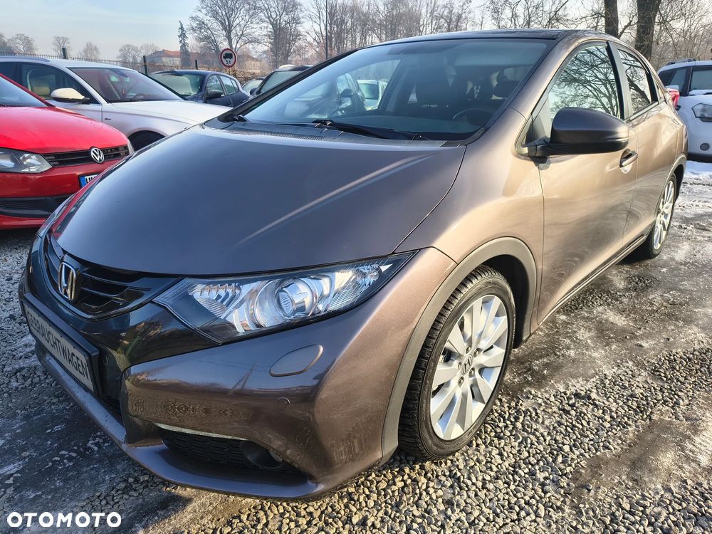 Honda Civic 1.8 i-VTEC Lifestyle - 1