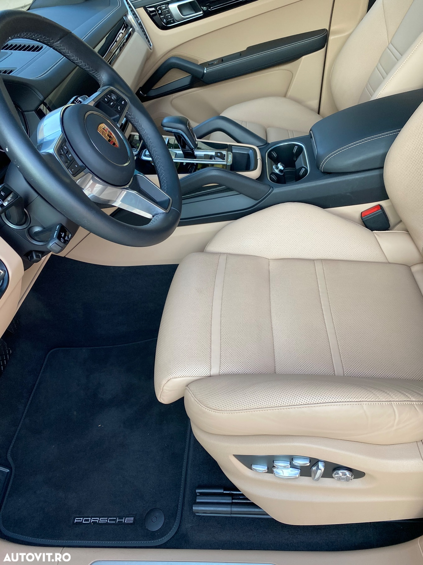 Porsche Cayenne - 6