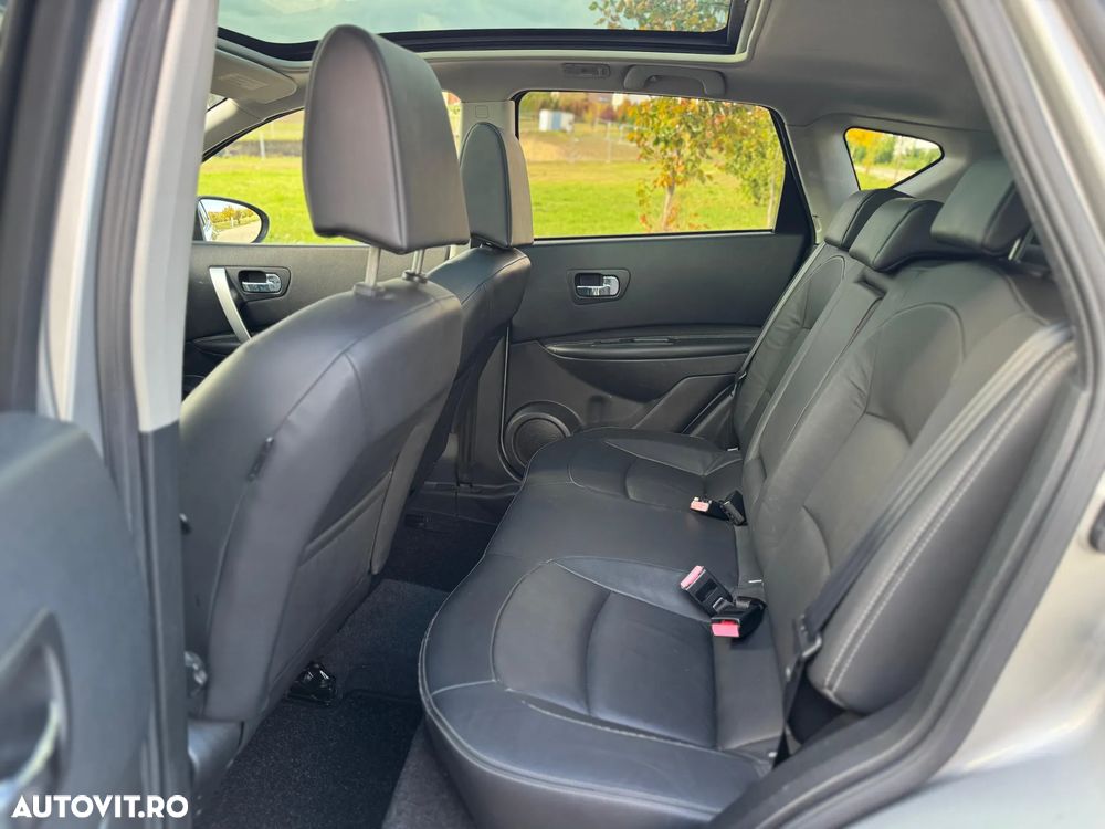 Nissan Qashqai 2.0 DCI 4 x 4 DPF tekna - 13