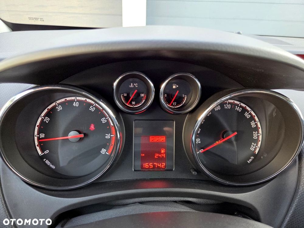 Opel Meriva - 37