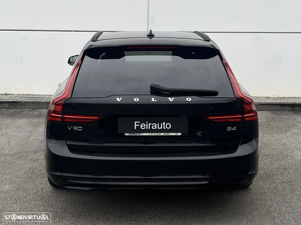 Volvo V90 2.0 B4 Core - 12