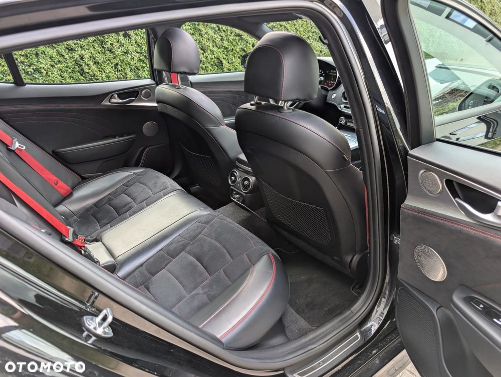 Kia Stinger 3.3 T-GDI V6 GT Prestige Line AWD - 15