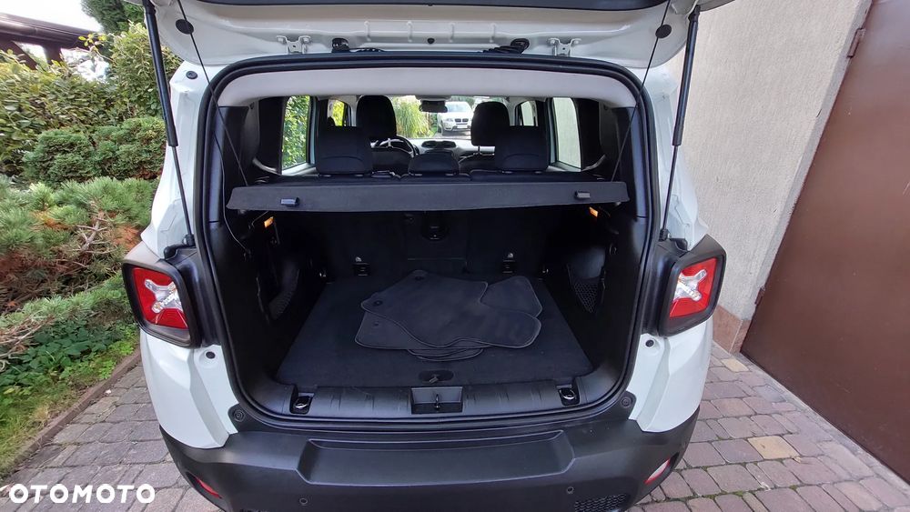 Jeep Renegade 1.6 E-torQ Night Eagle - 11