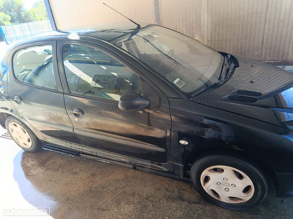 Peugeot 206 1.1 XT - 4