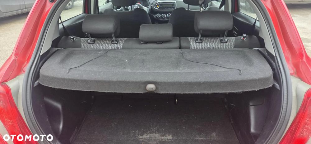 TOYOTA YARIS III fotel kanapa tył - 3