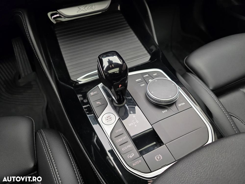 BMW X4 xDrive20i AT xLine - 24